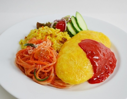 オムライス（デミグラスソース / ケチャップ）